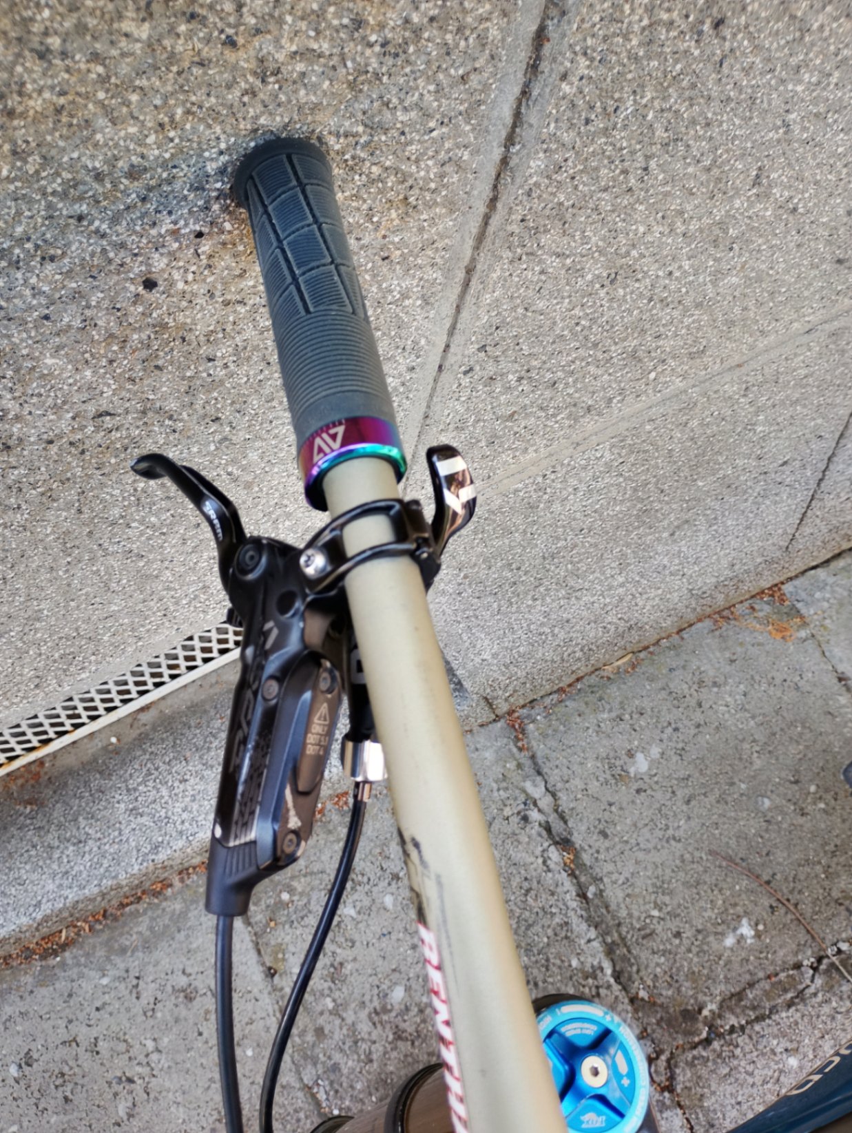 Mondraker Summum view 4