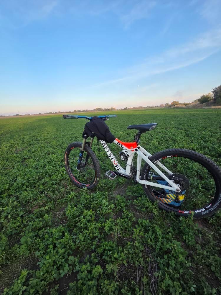 Bike view 3