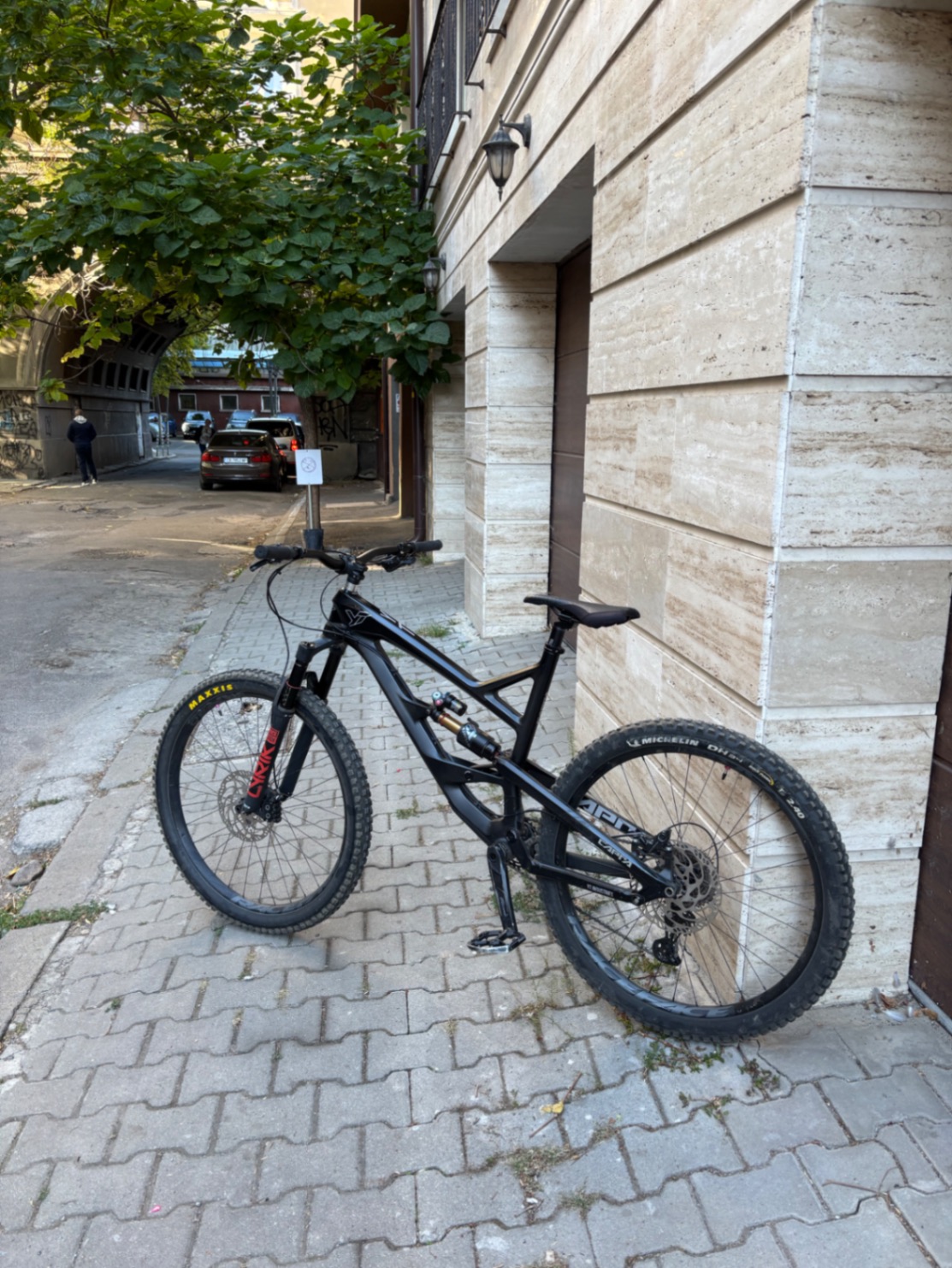 YT Industries Capra CF Pro Race