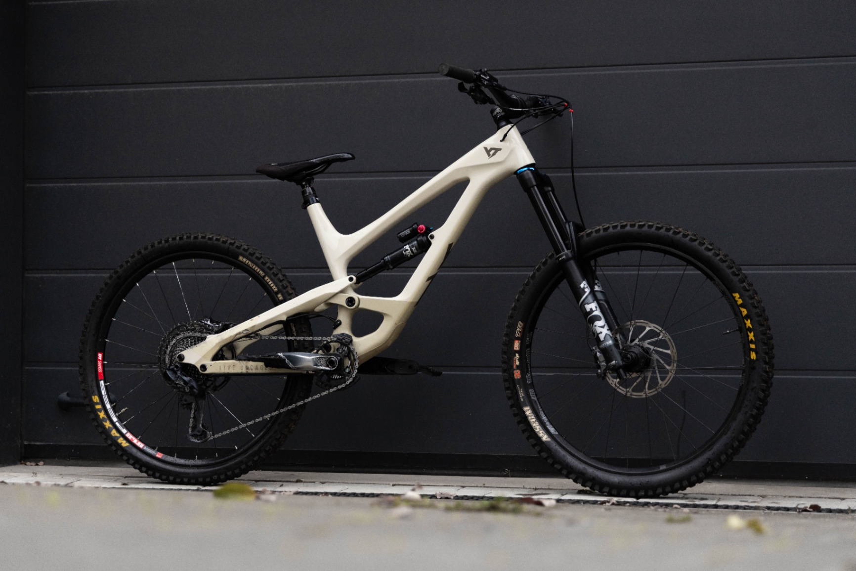 YT Industries Capra Comp