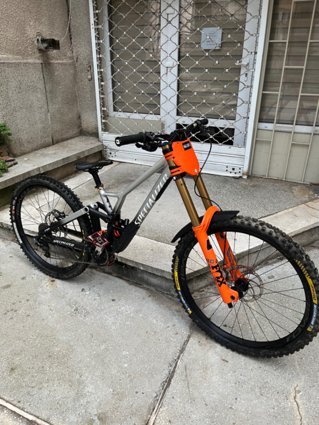 Specialized Demo expert view 8