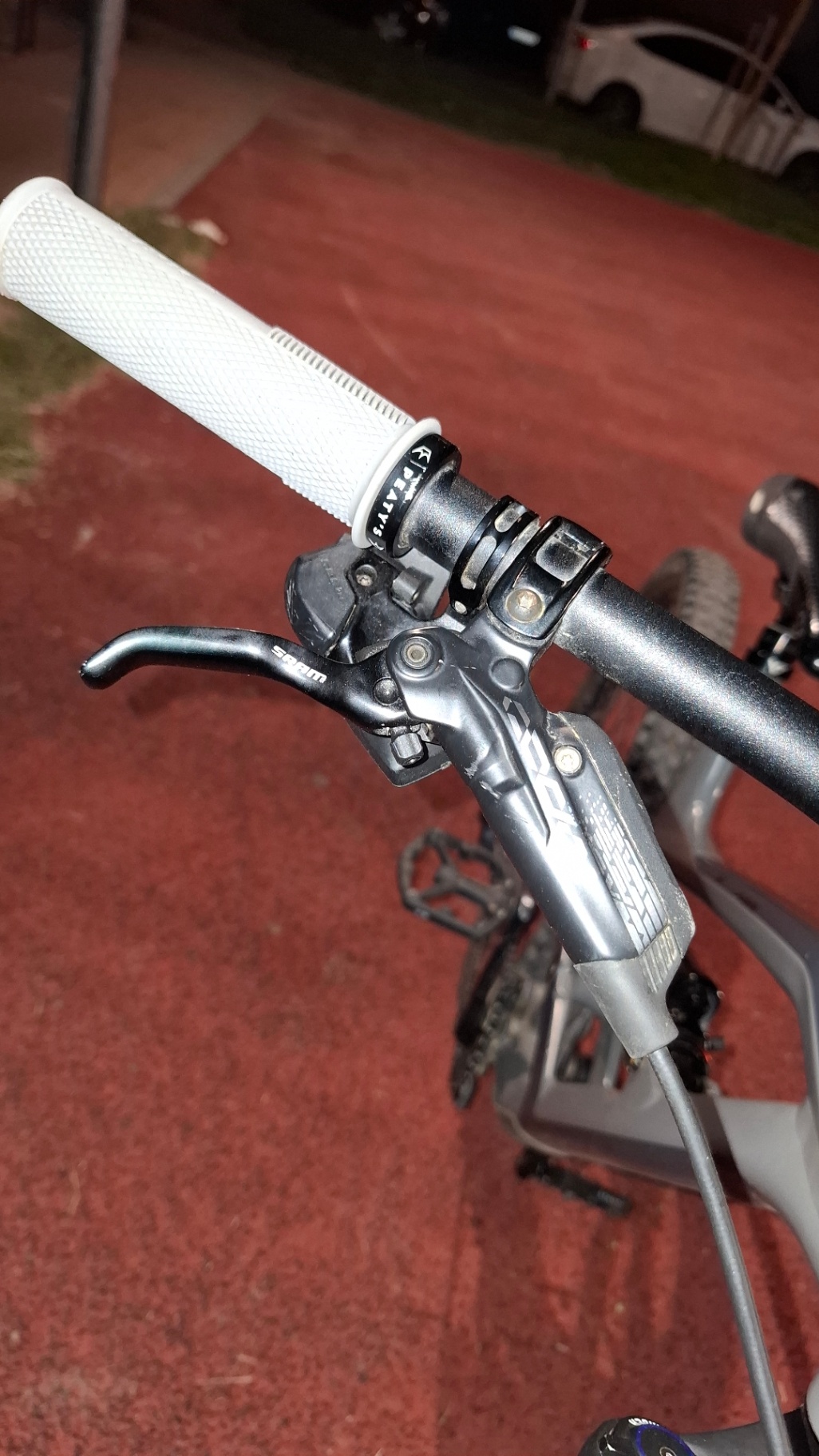 Sram Code r view 4