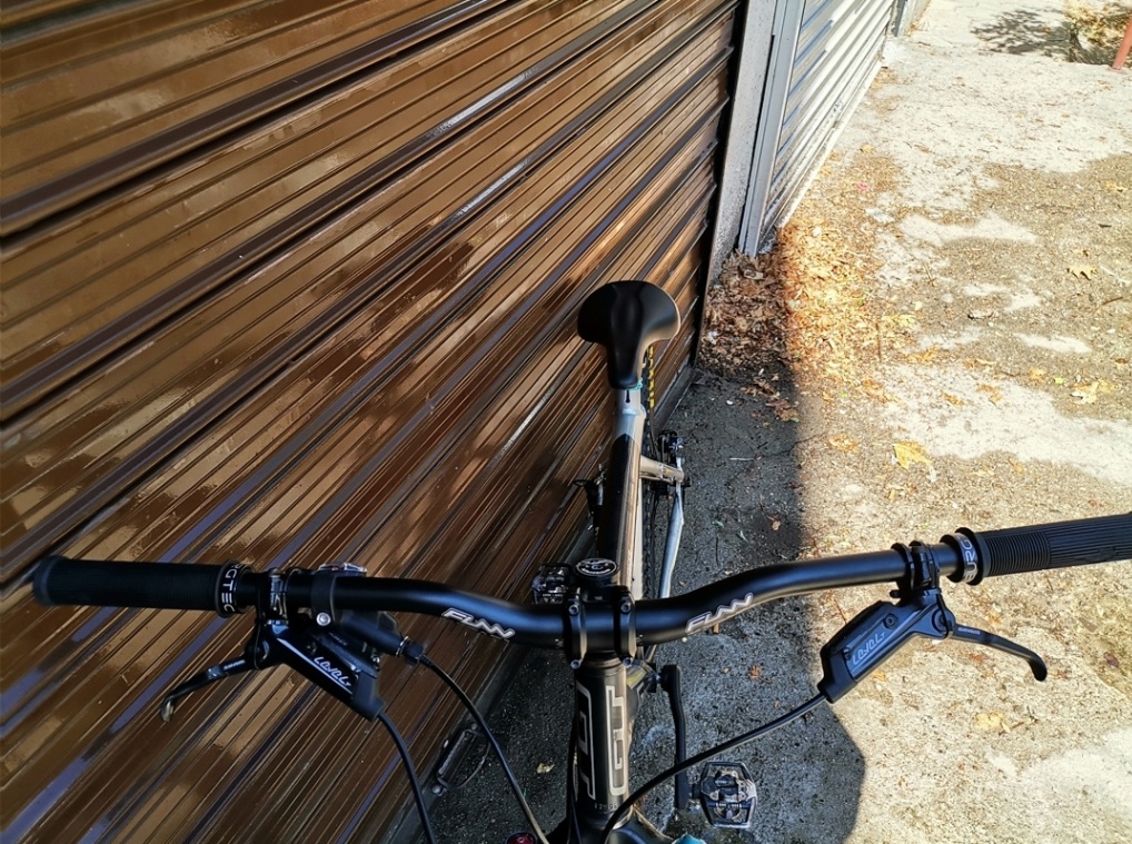 Bike view 4