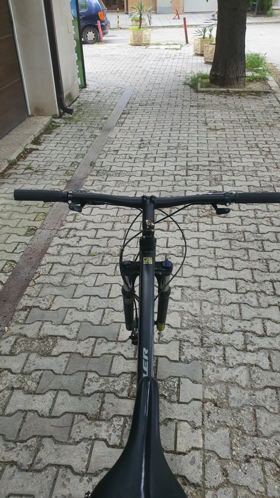 Bike view 3