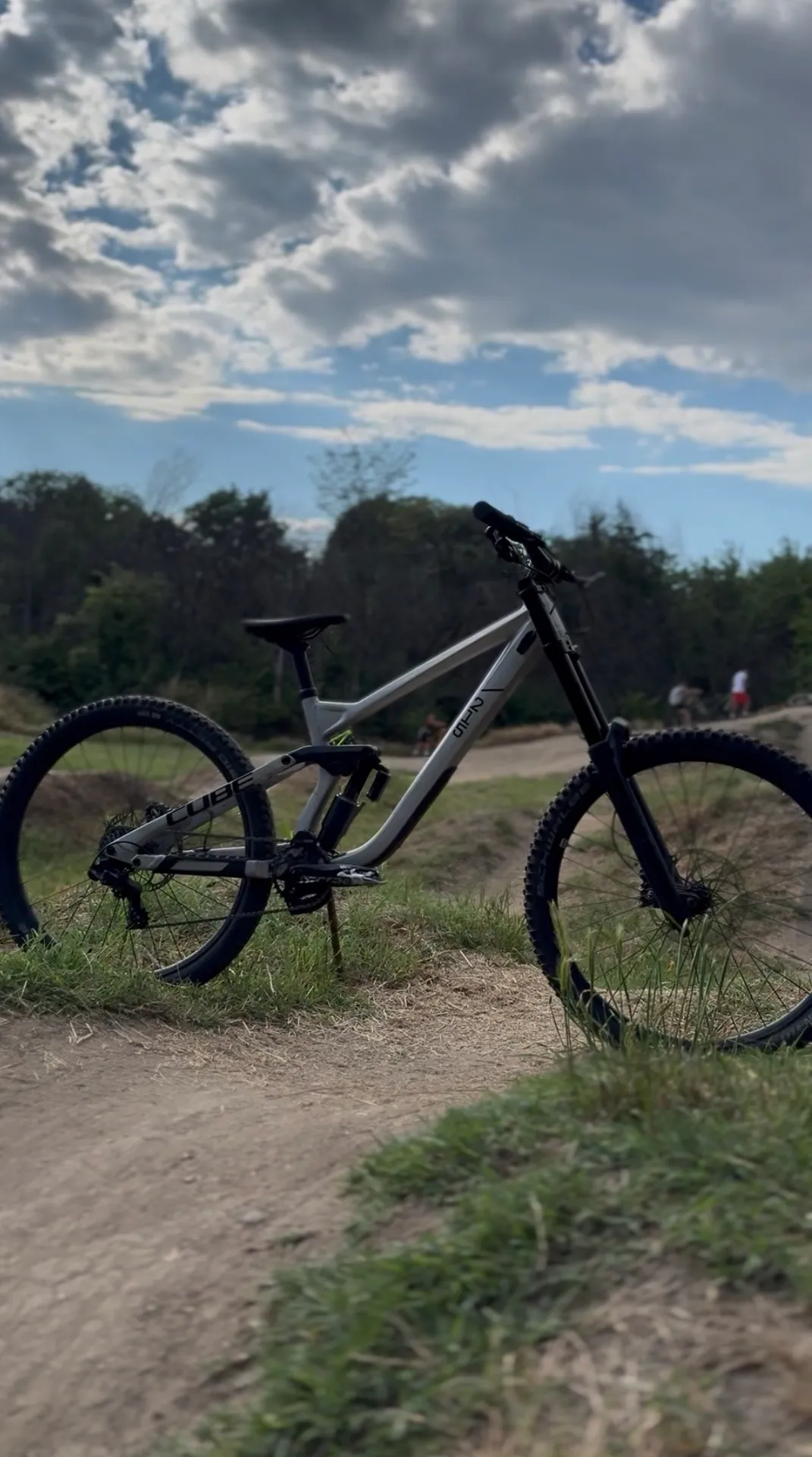 Cube Two15 Pro