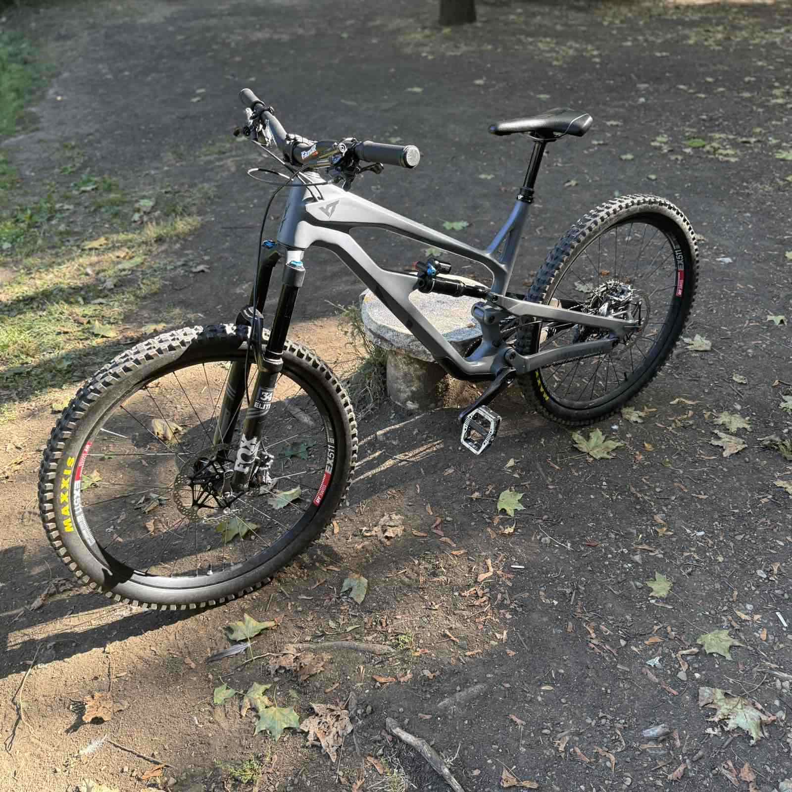 YT Industries Jeffsy CF