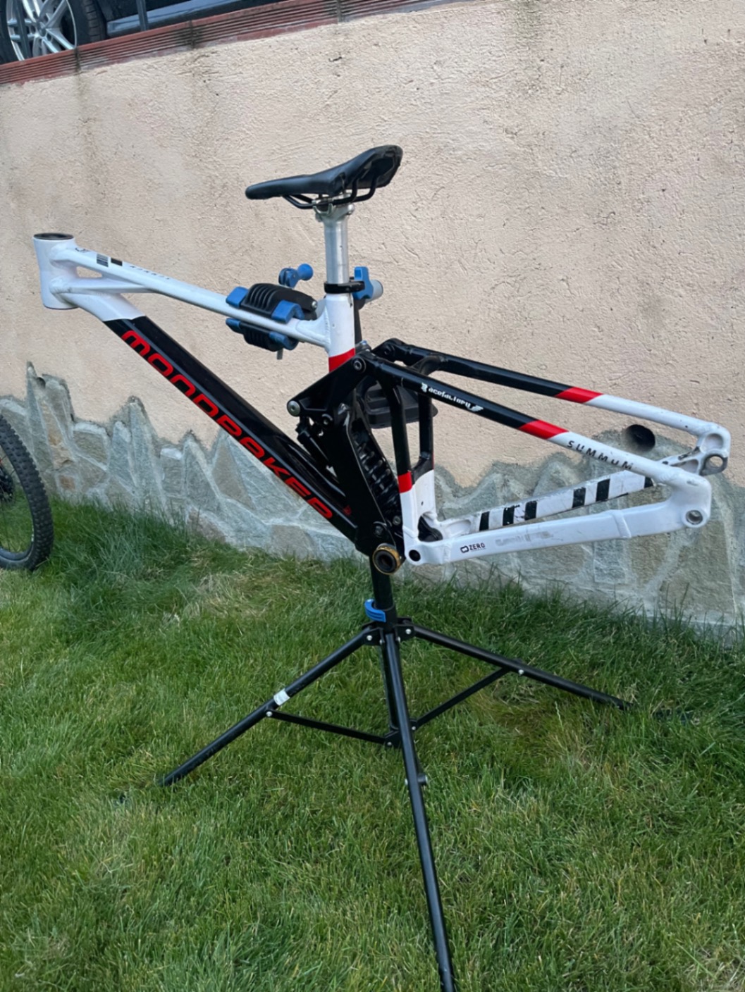 Mondraker Summum R view 3