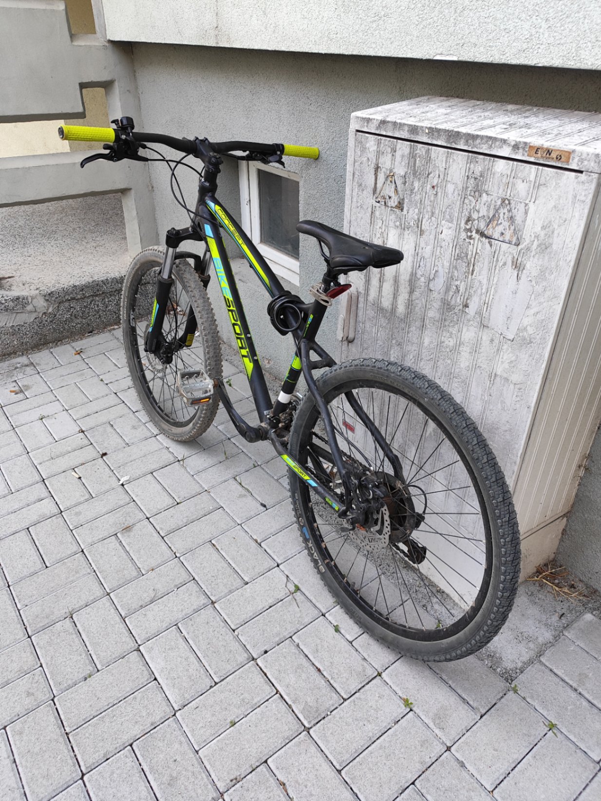 Bike view 3