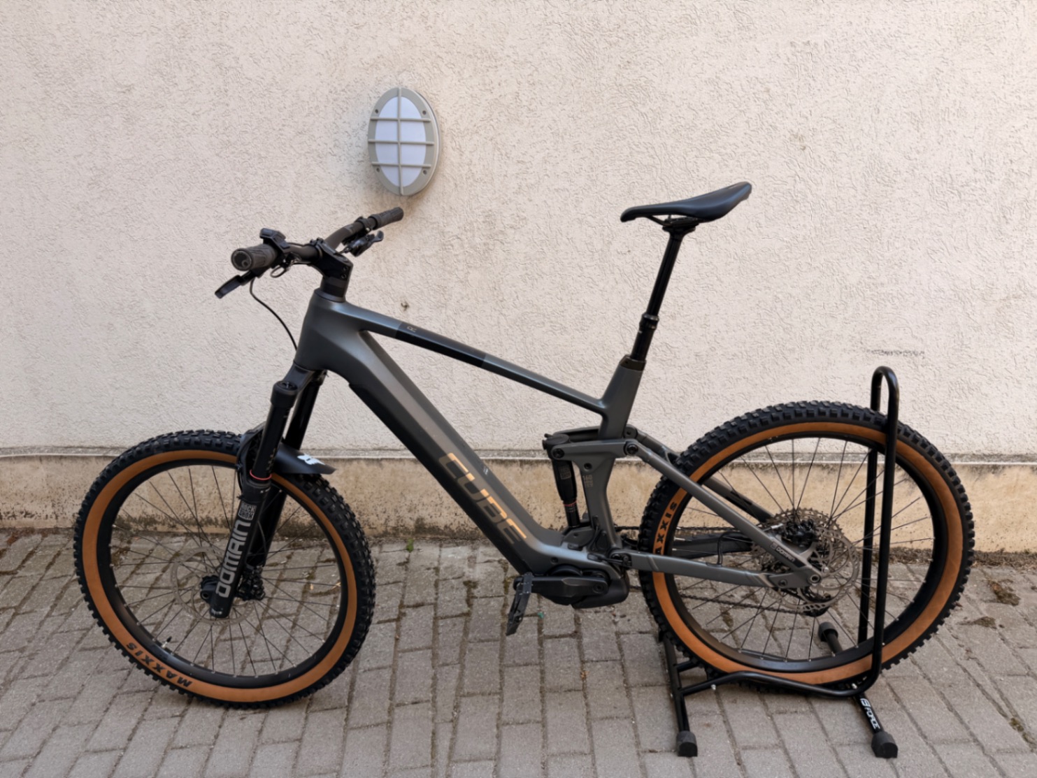 Bike view 7
