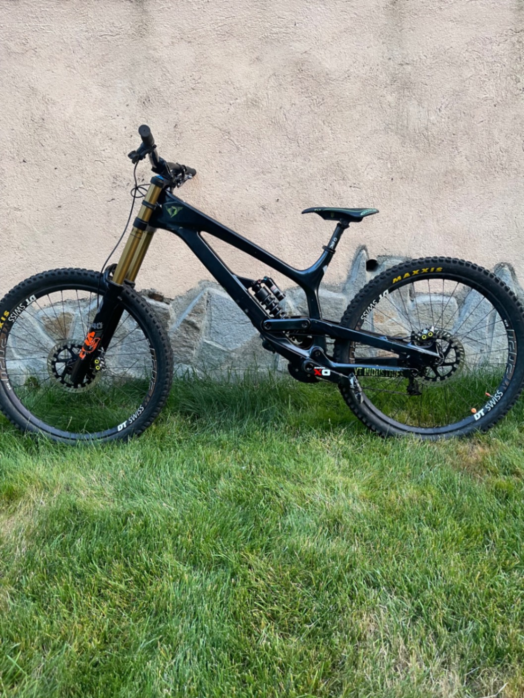 YT Industries Tues CF Pro view 12