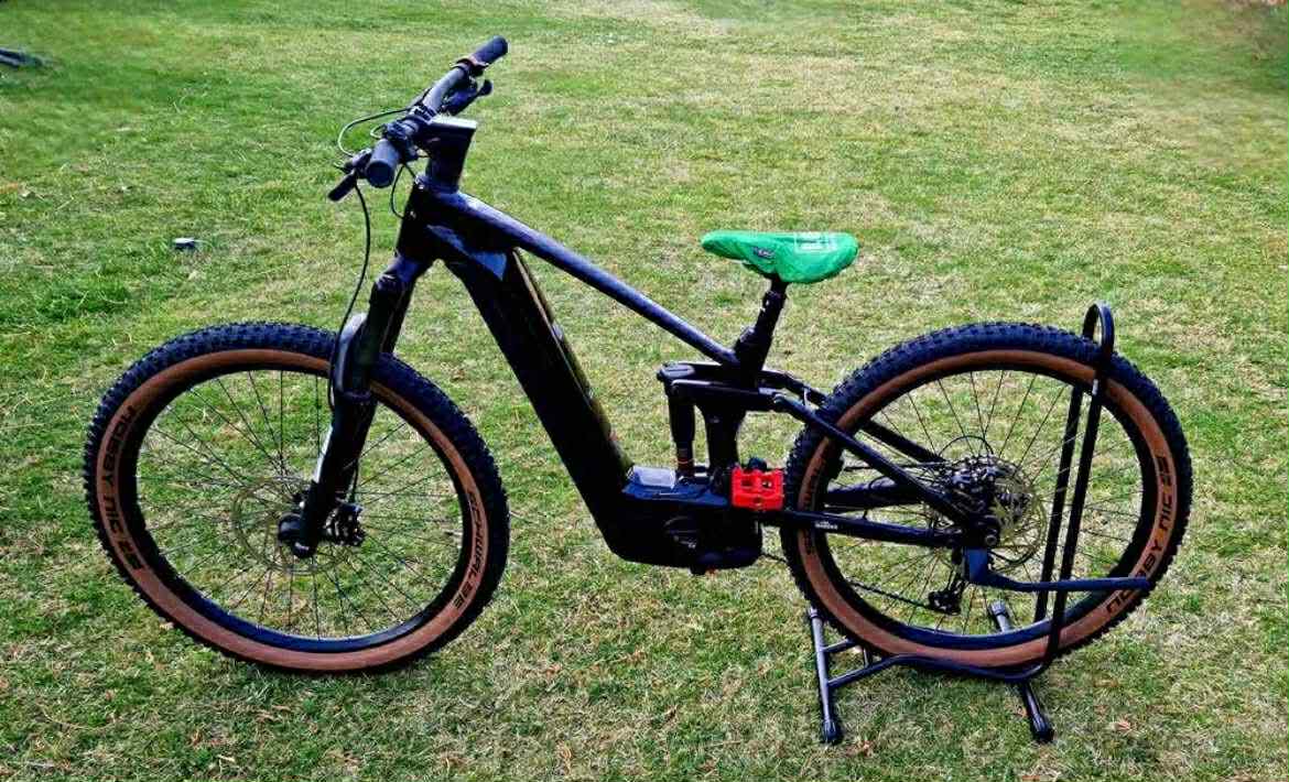 Cube Stereo hybrid 140