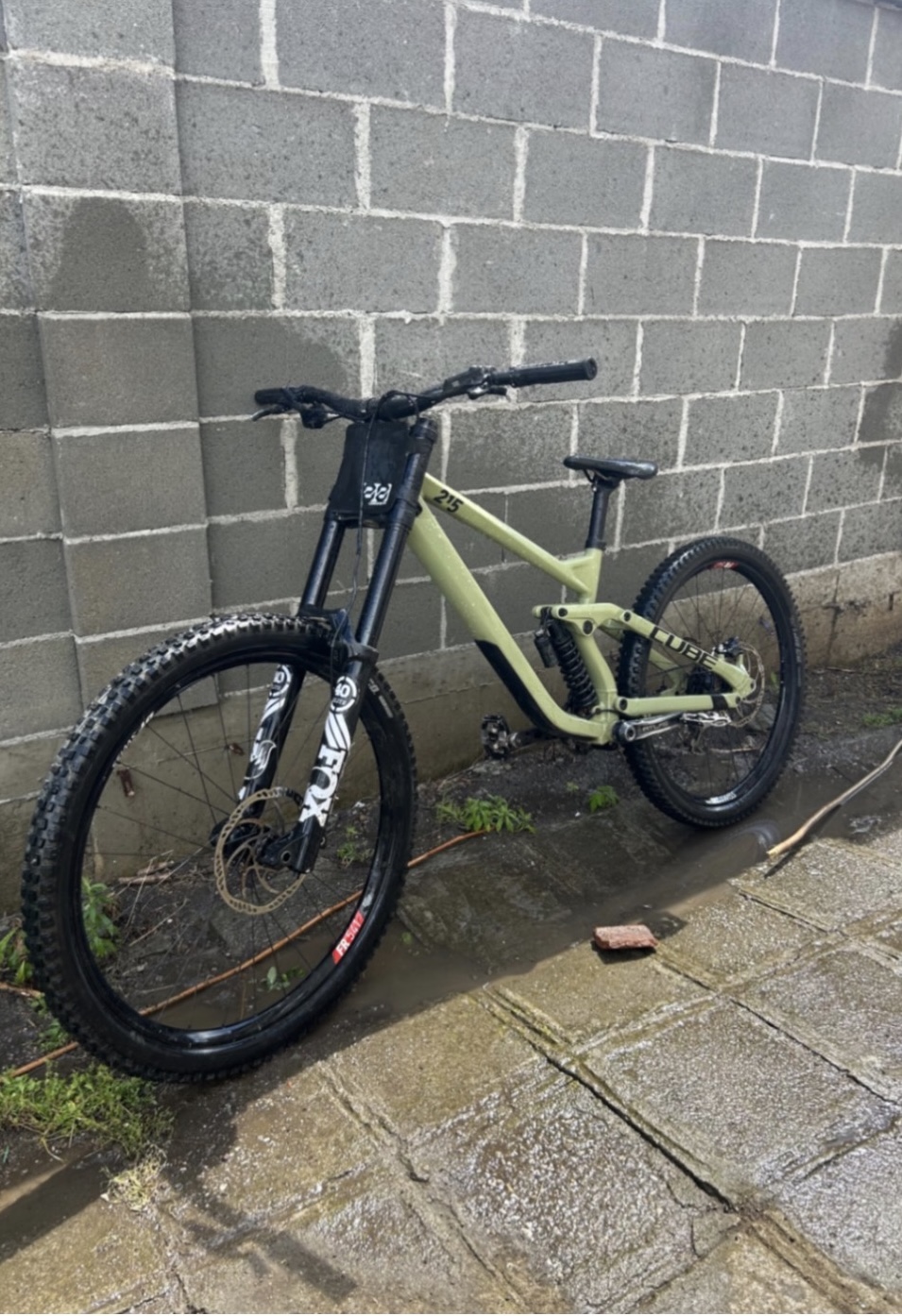 Cube Two15 Race