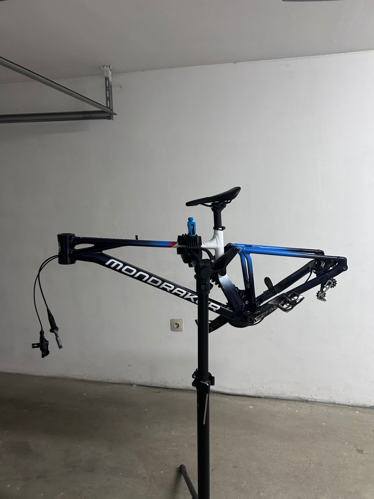 Mondraker Summum r 