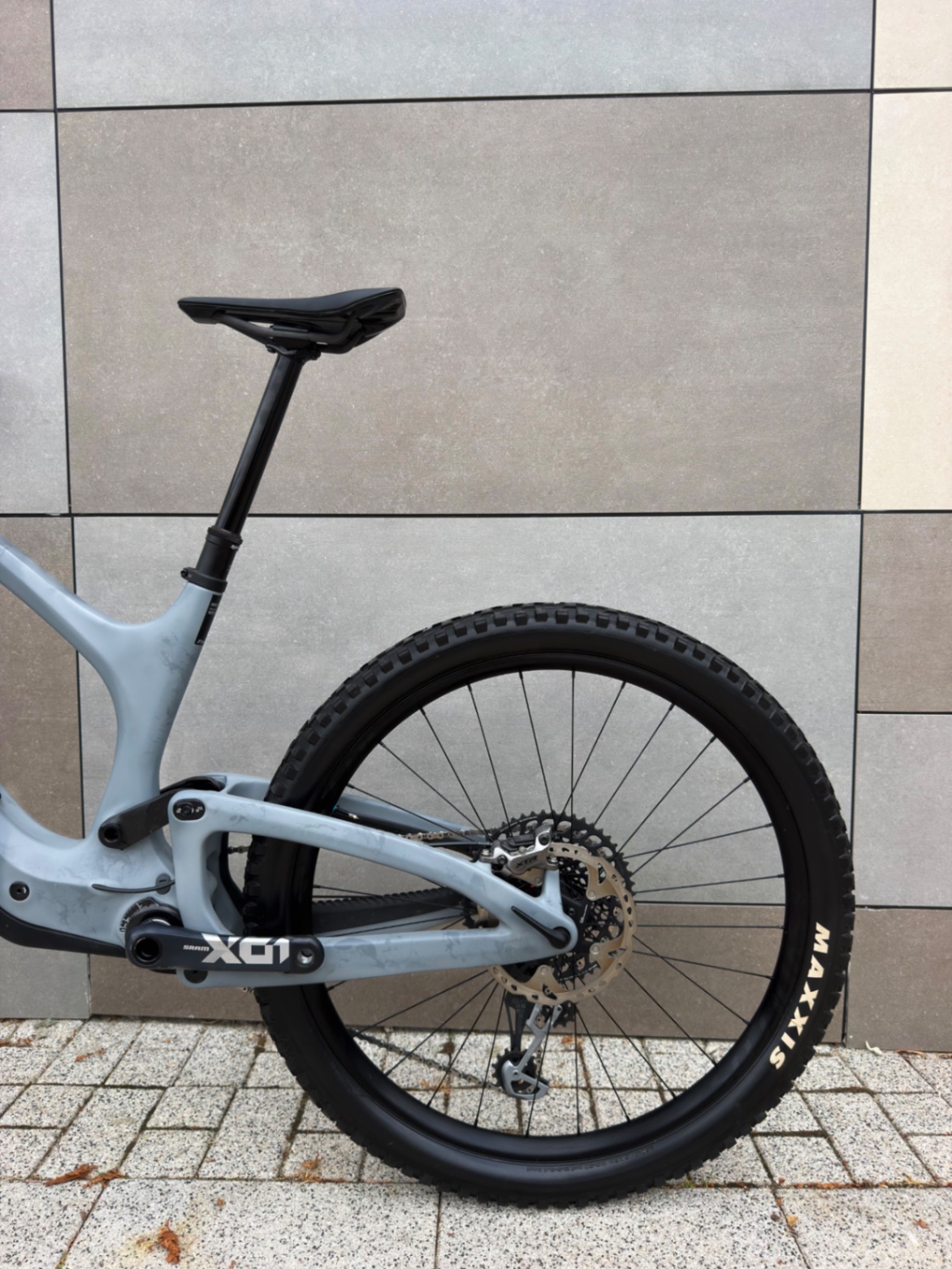 Bold  Unplugged Ultimate Öhlins Edition X01 AXS view 9