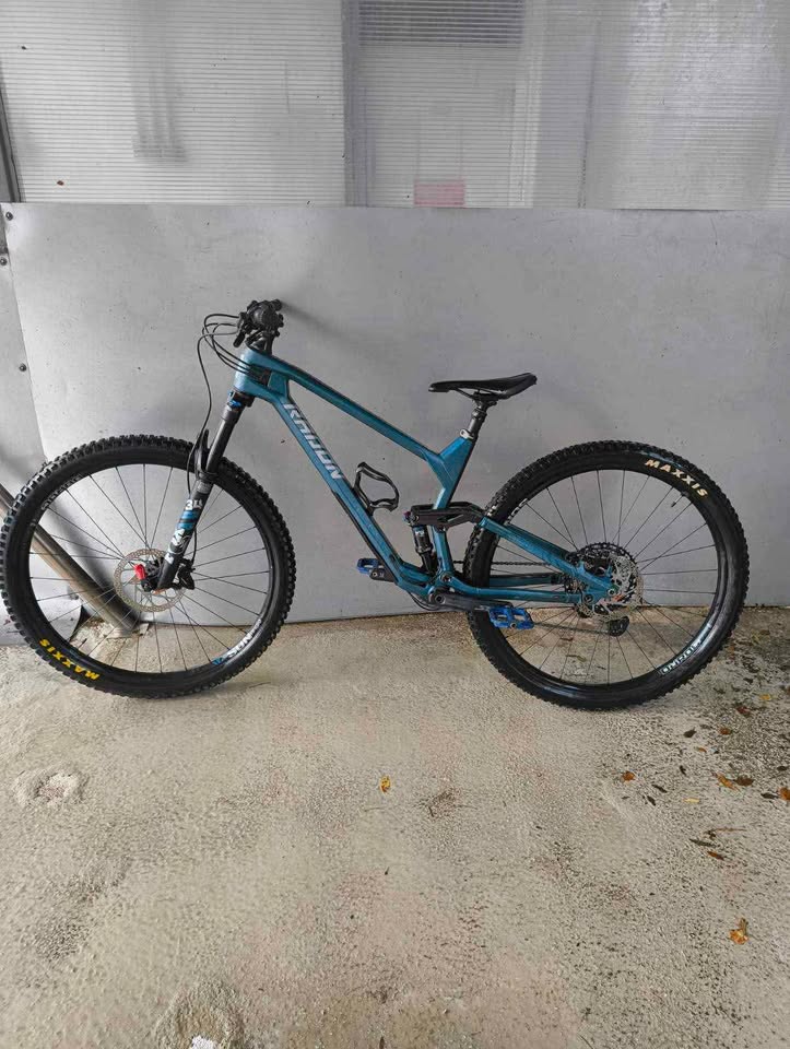 Radon Skeen Trail 9.0