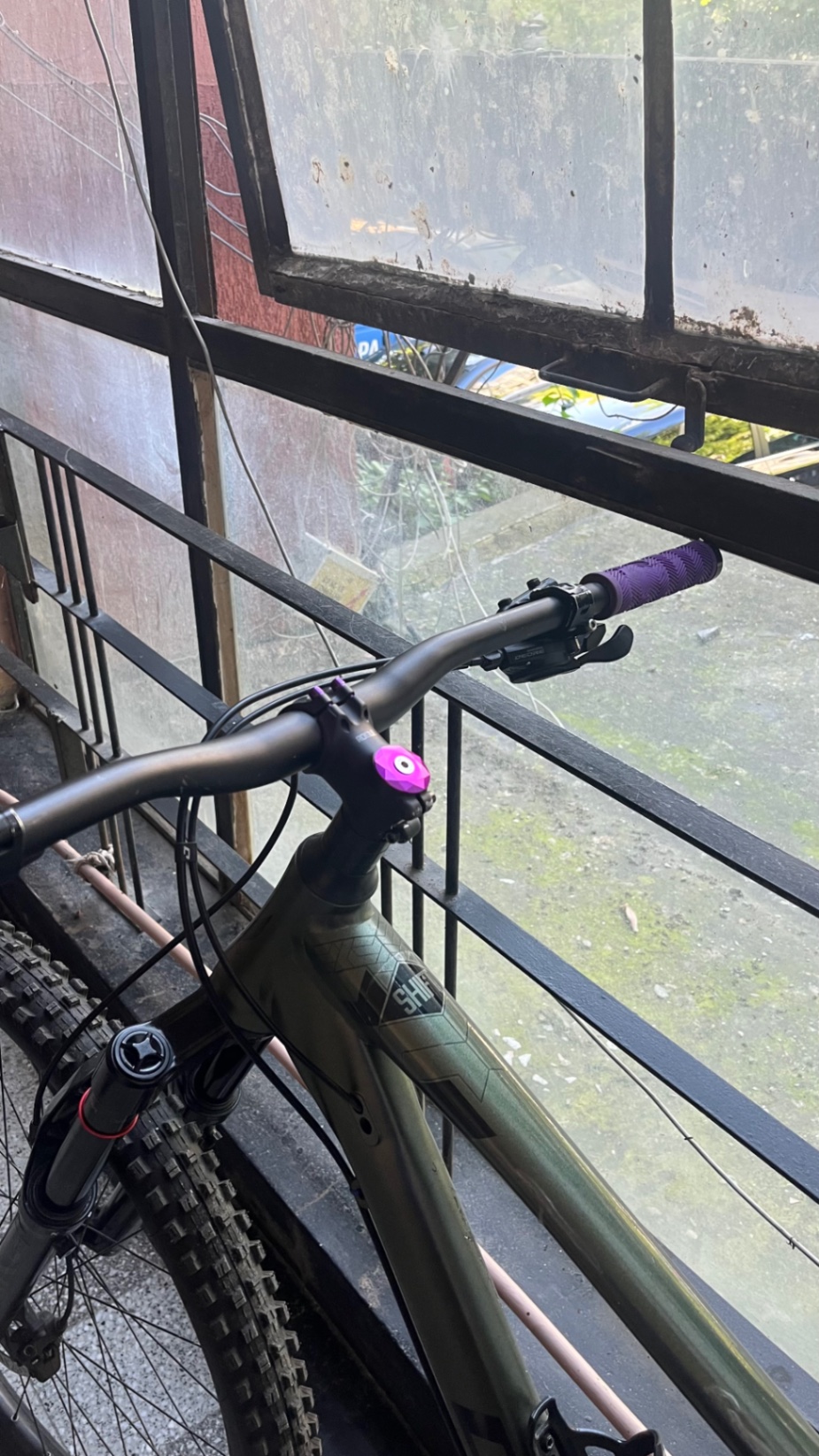 Drag Shift view 4