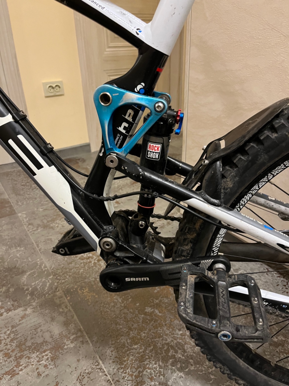Bike view 7