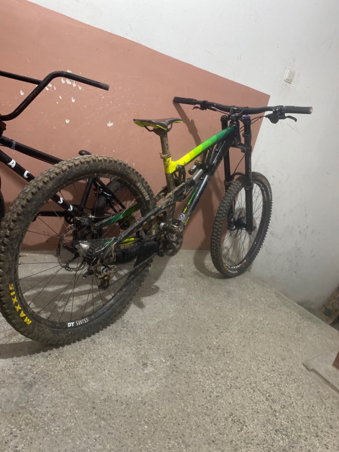 Saracen Myst pro