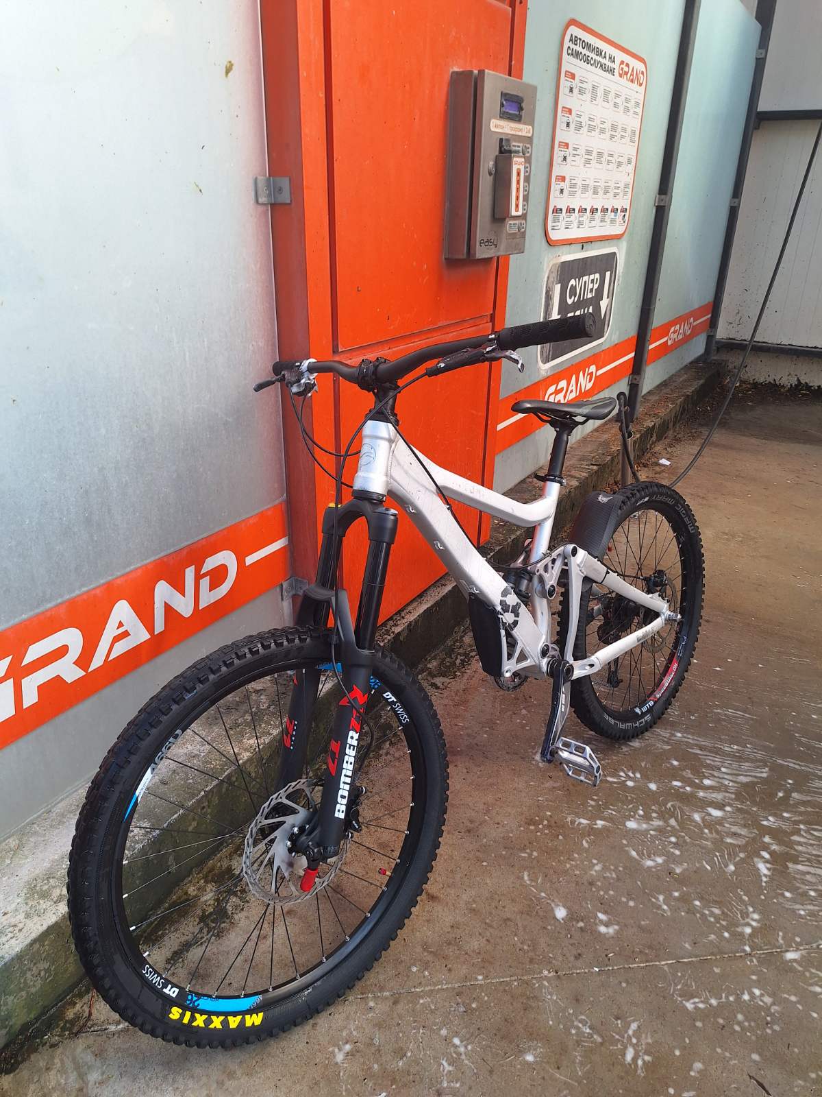 Bike view 3