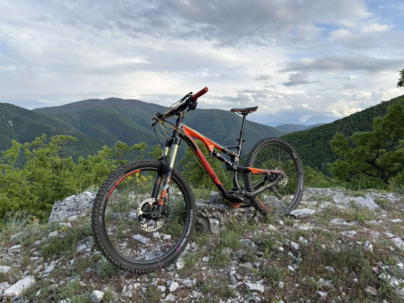 Scott 720 LT