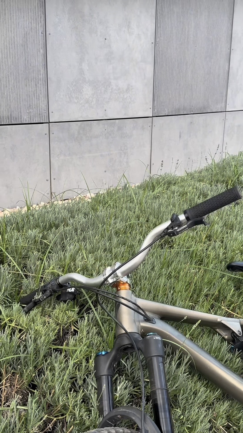 Bike view 8