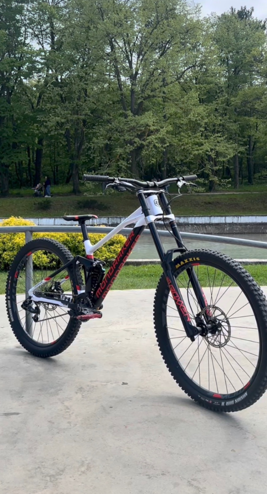 Bike view 4