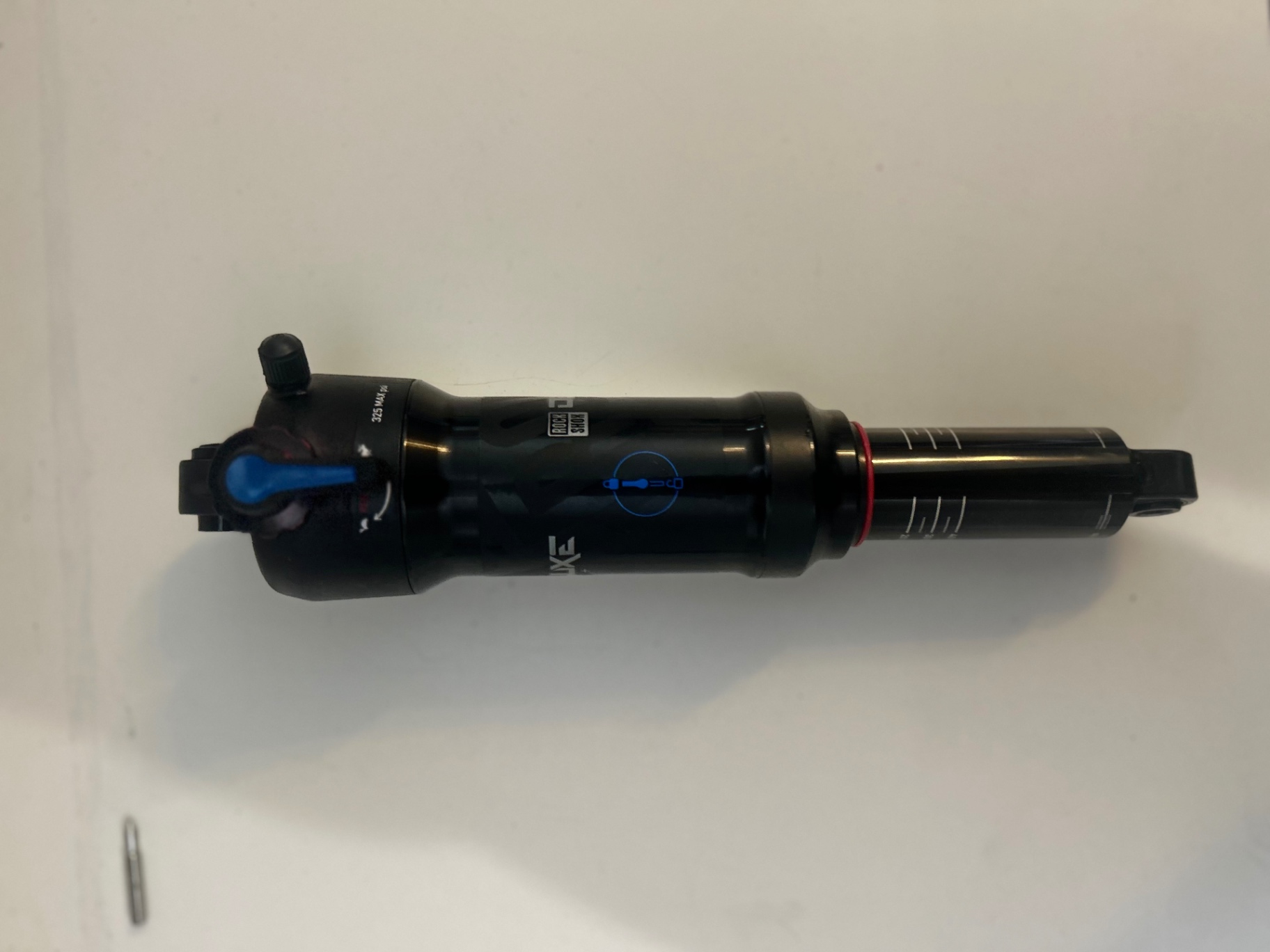 RockShox Deluxe Select+ DebonairT view 5