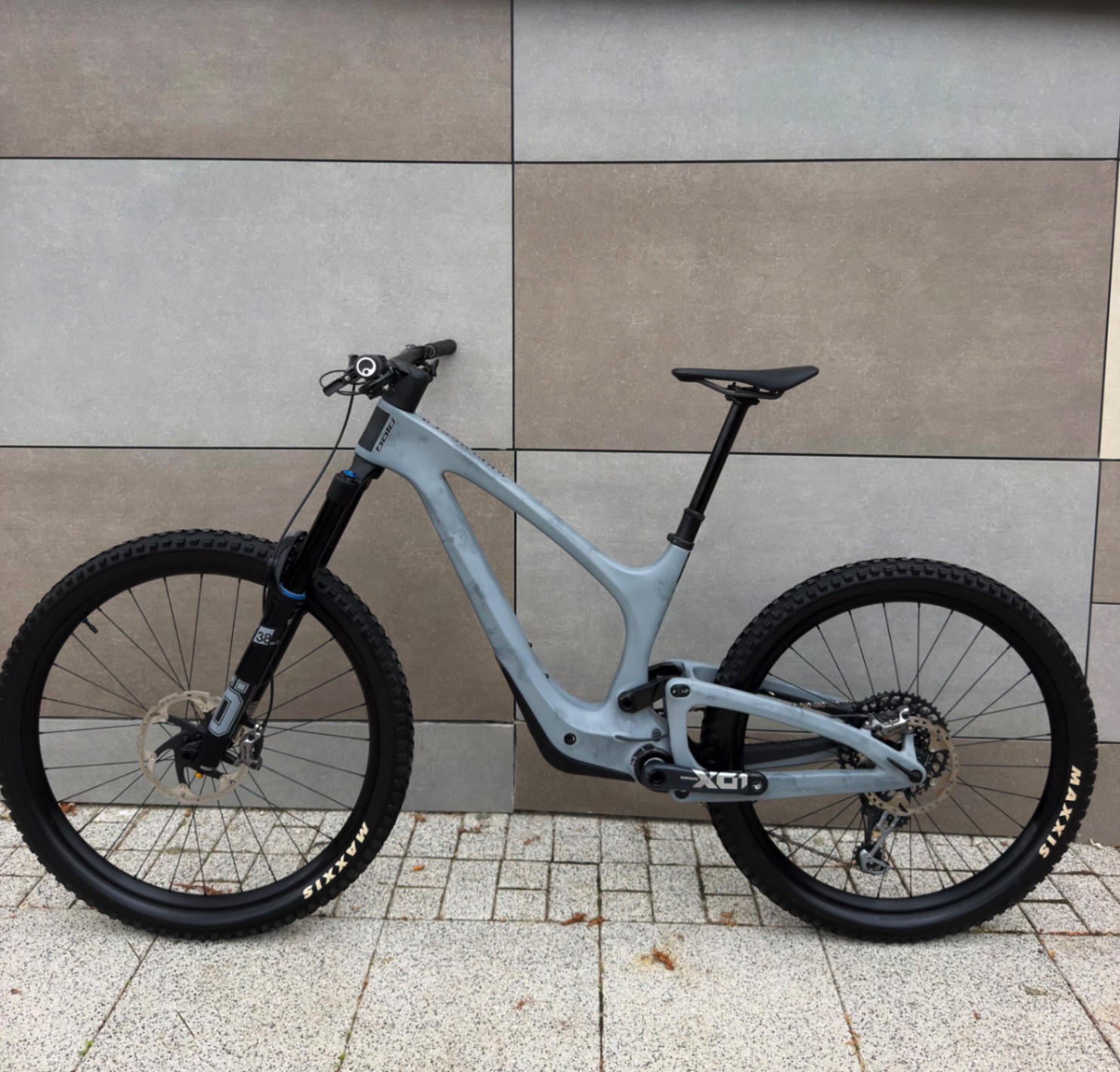 Bold  Unplugged Ultimate Öhlins Edition X01 AXS view 7