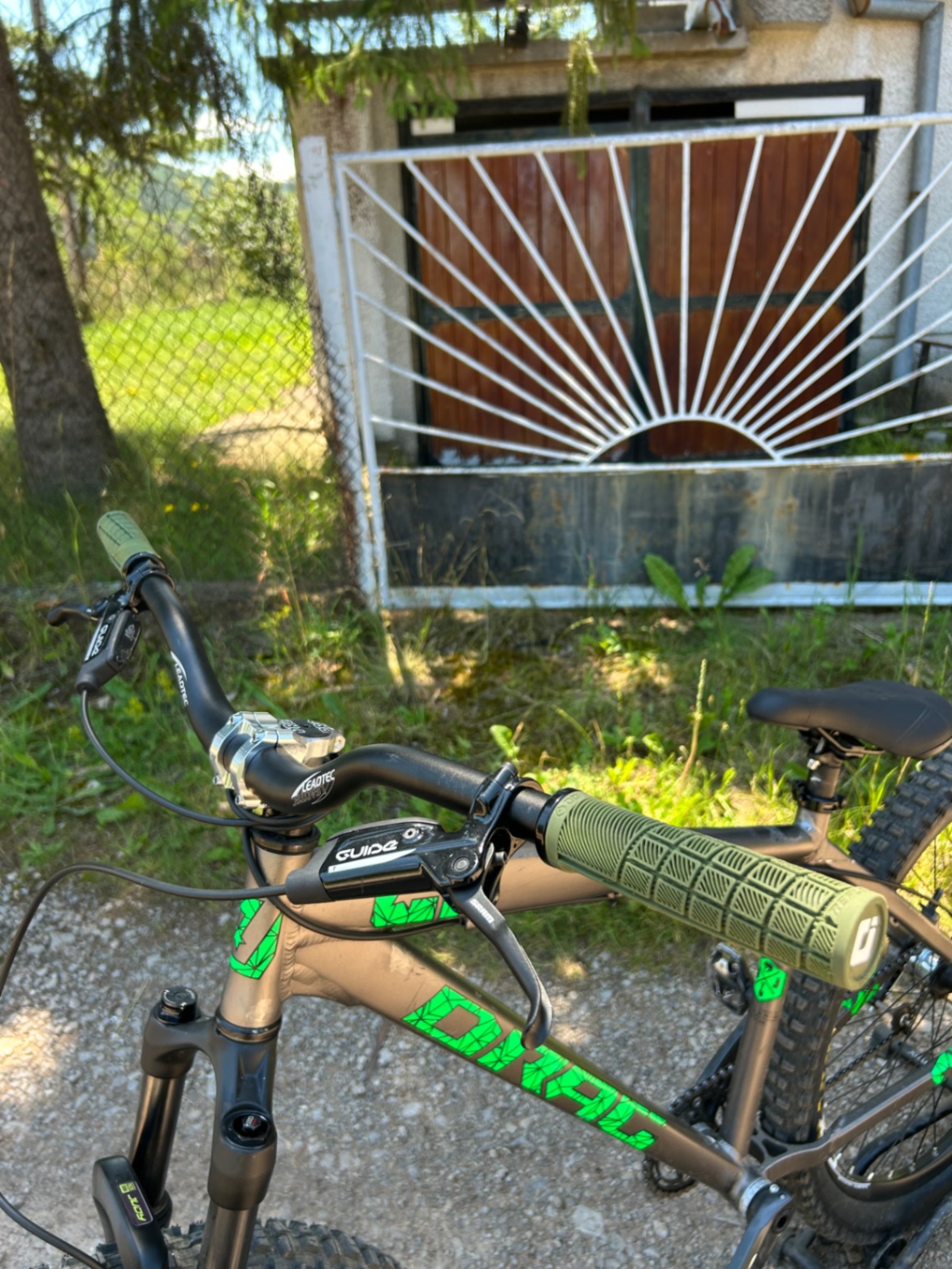 Bike view 3