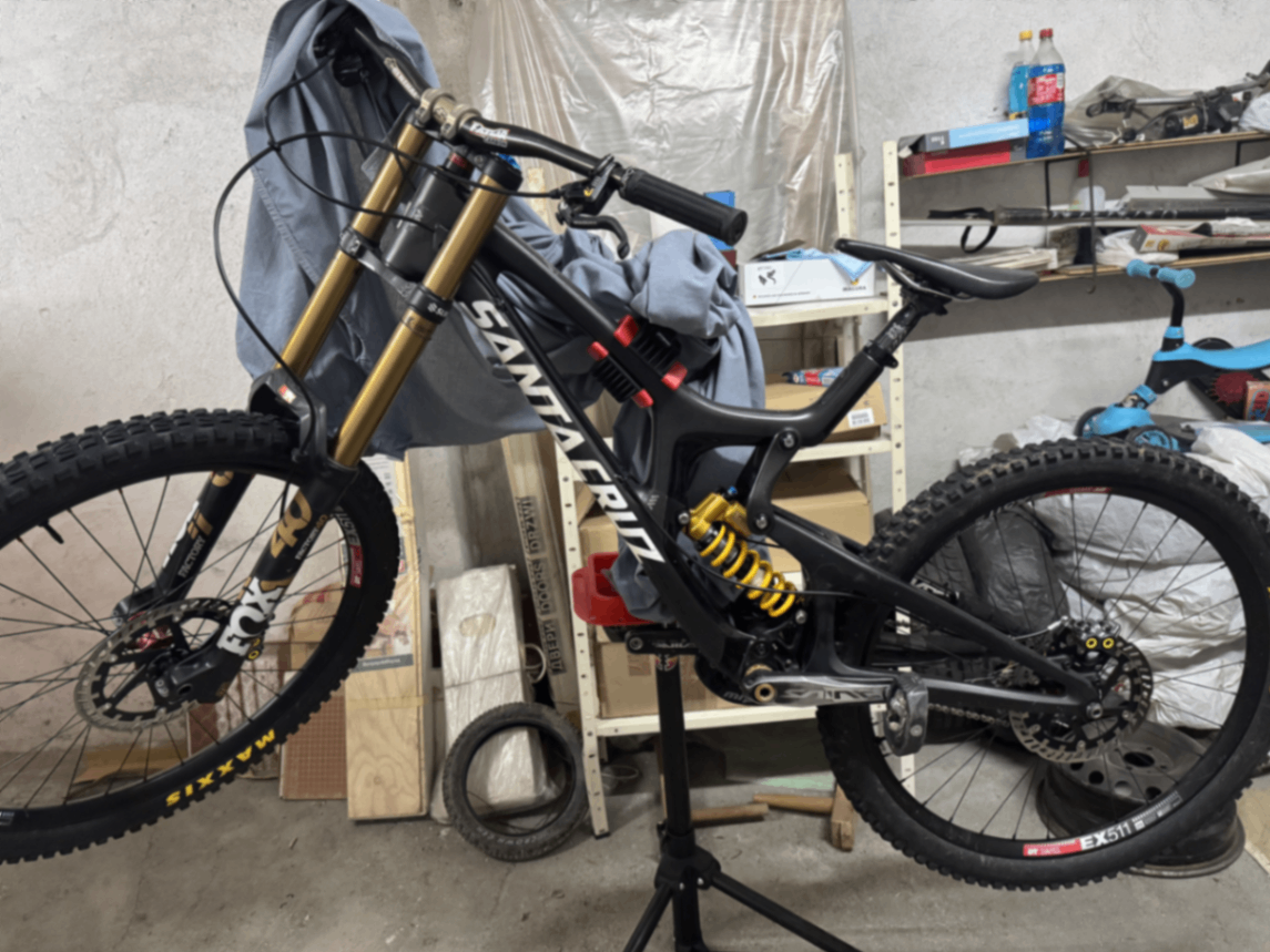 Santa Cruz v10 CC Frameset