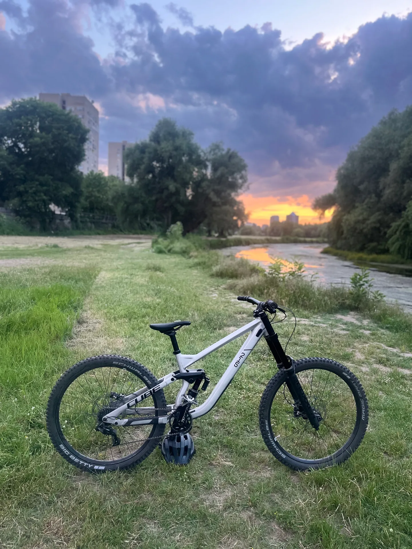 Cube Two15 Pro view 3