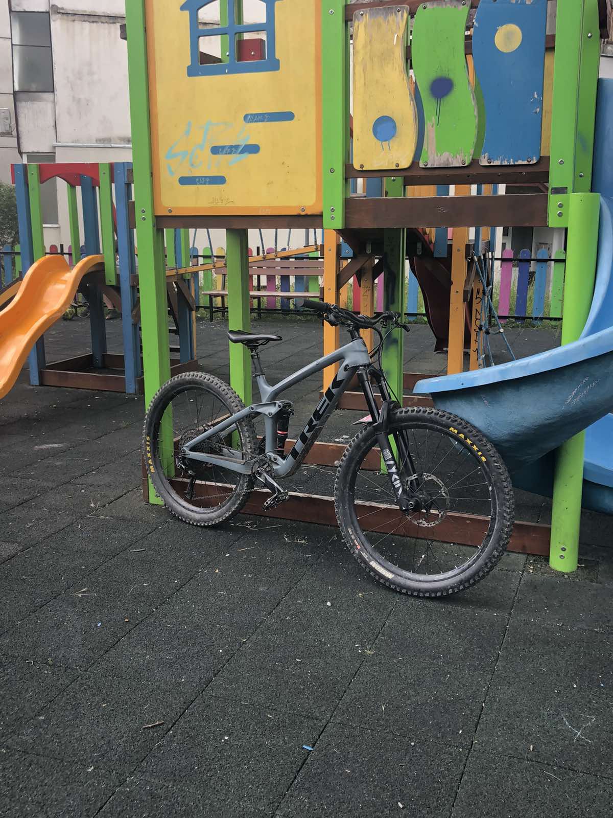 Trek Remedy 9.7