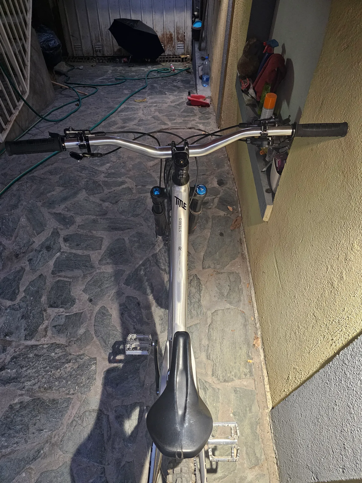 Cube Stereo one22 race view 5
