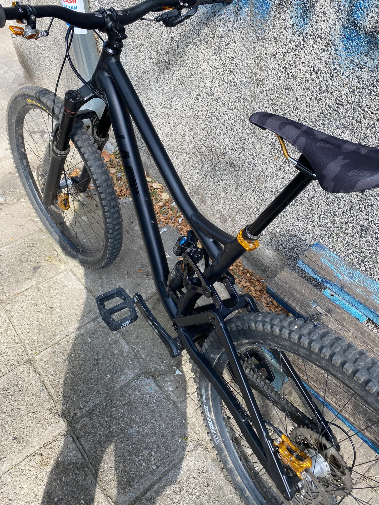 Last Coal v03 | Nameri.Bike