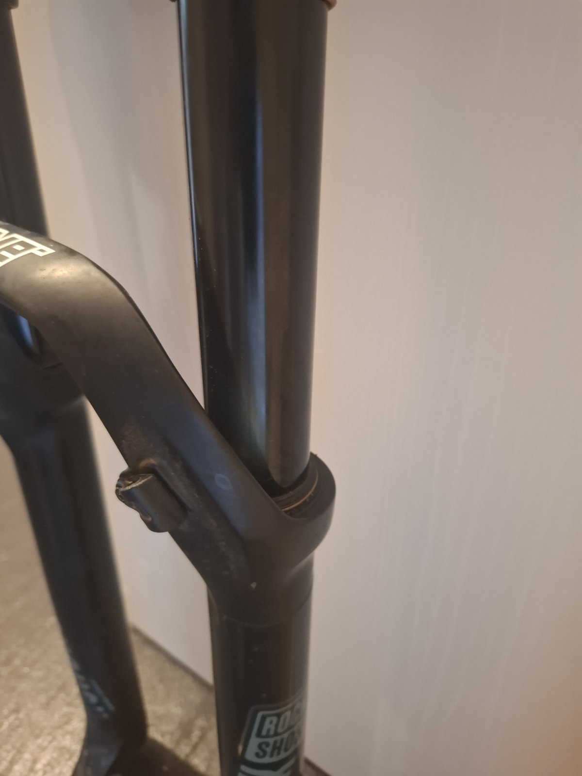 RockShox  35 Gold RL view 3