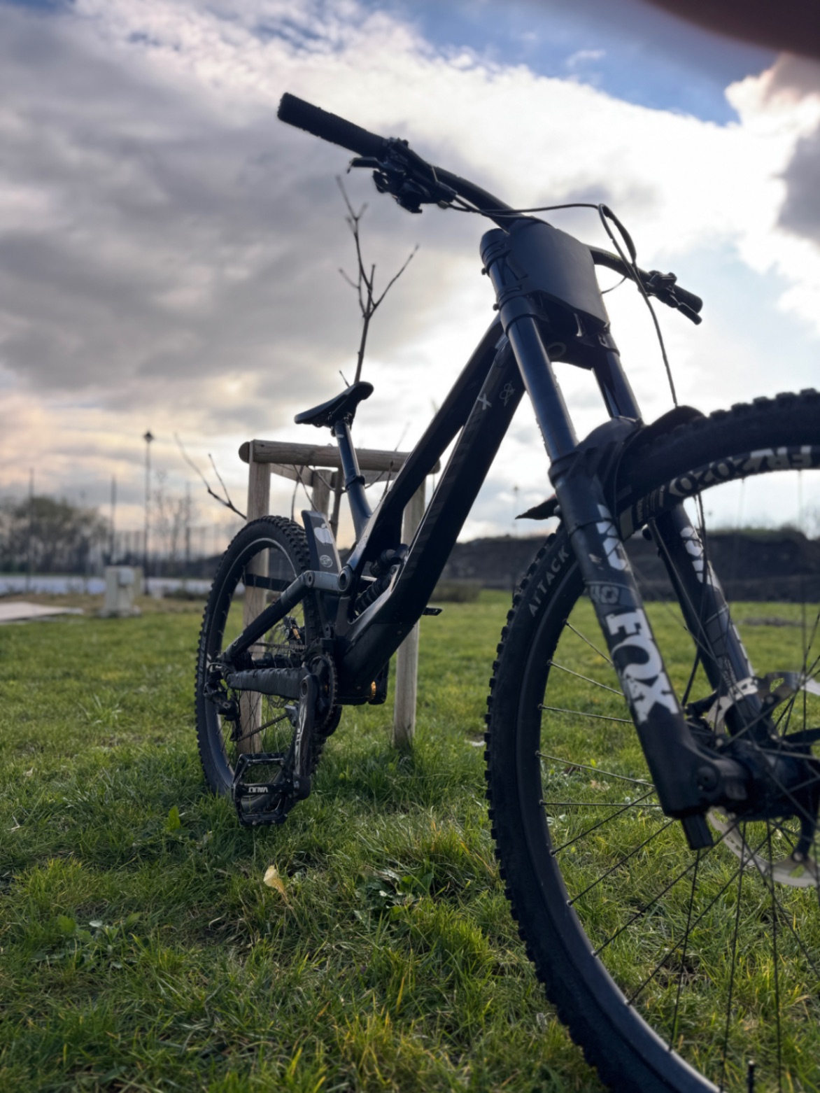 Canyon Sender CF 9.0