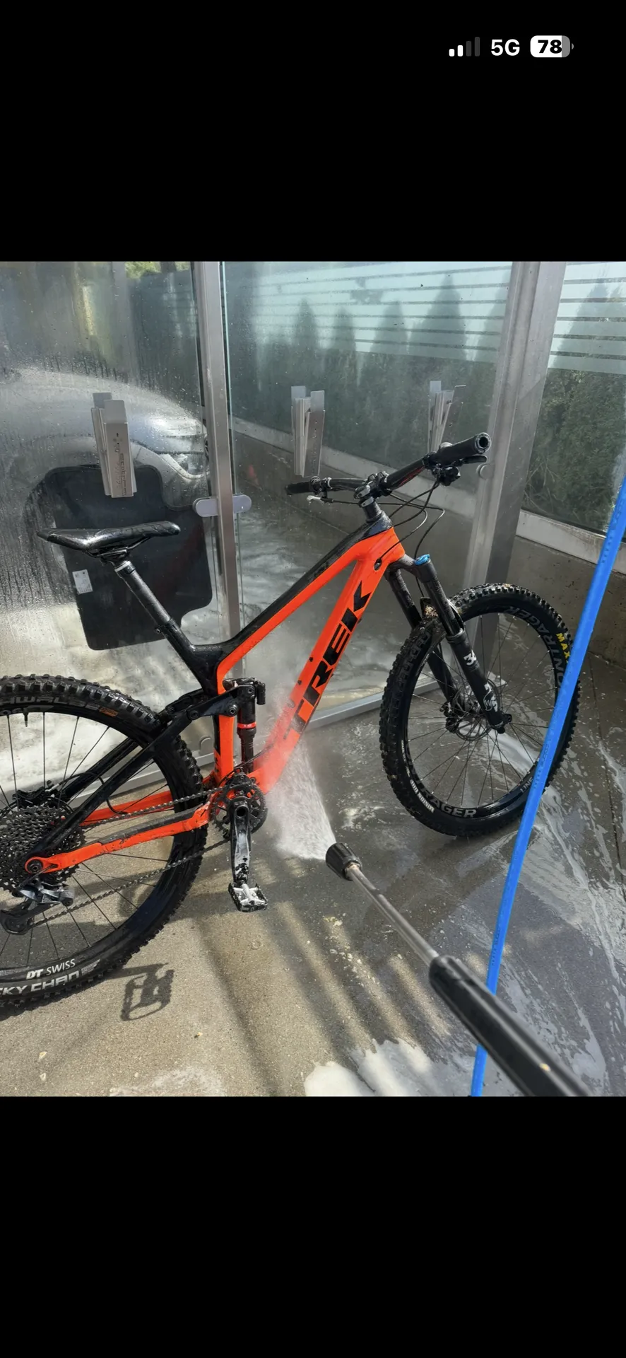 Trek Slash 9.8 view 2