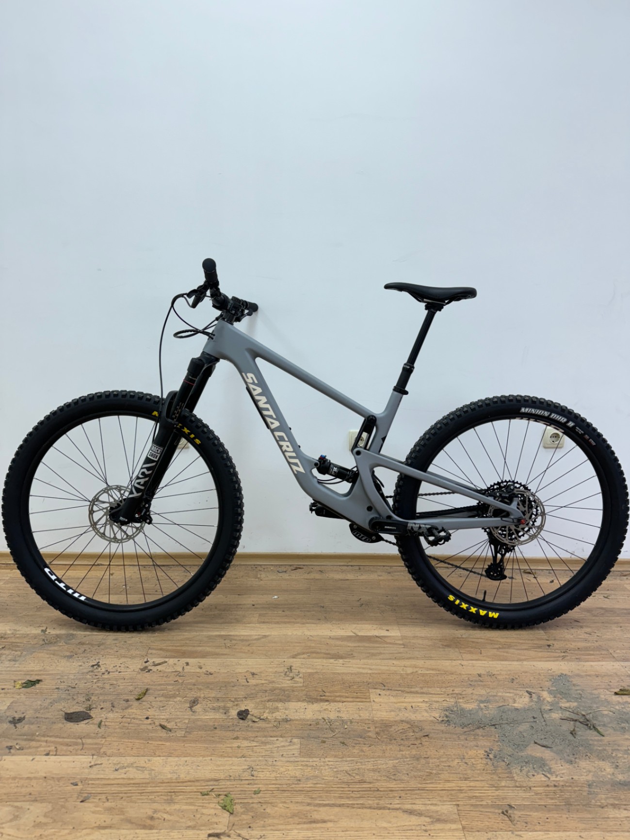 Santa Cruz Hightower Carbon R