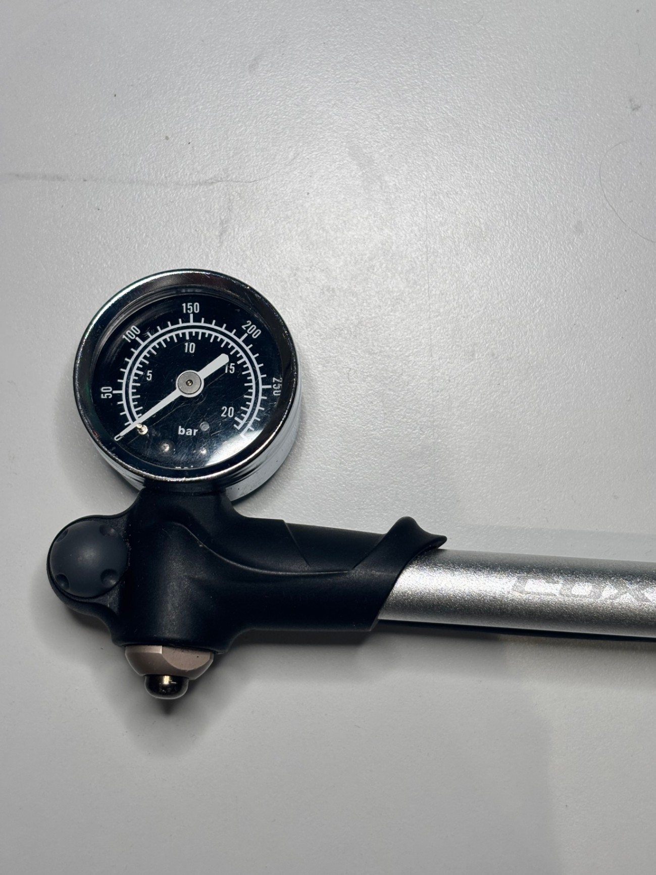 COX Shock absorber pump COX Shock view 3