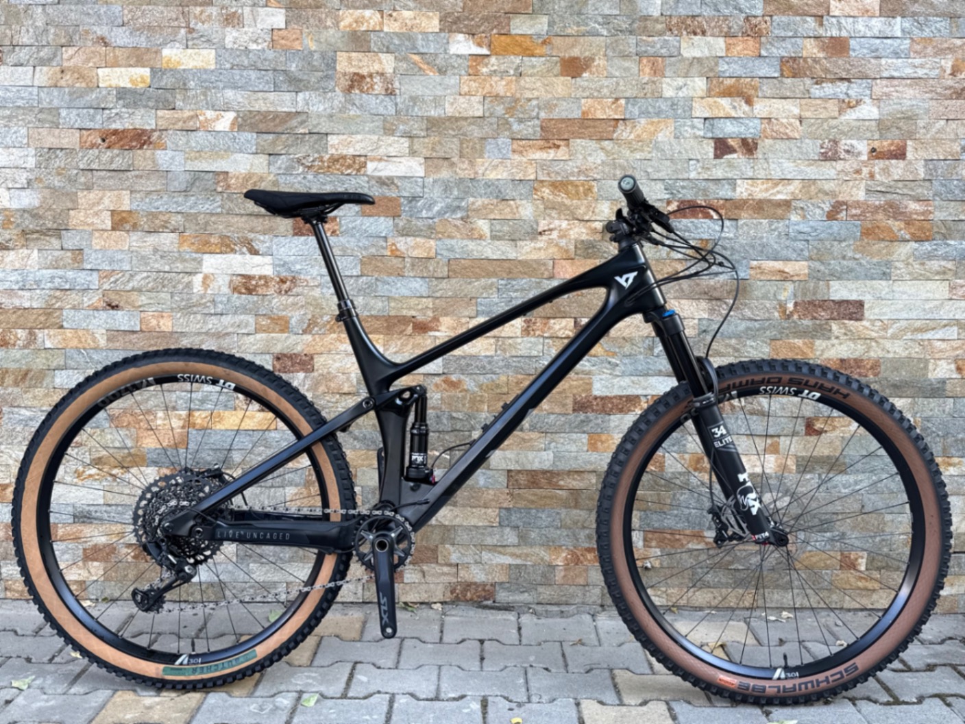 YT Industries Izzo Core 3 CF