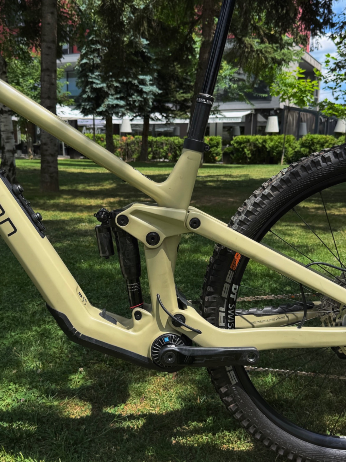 Bike view 7
