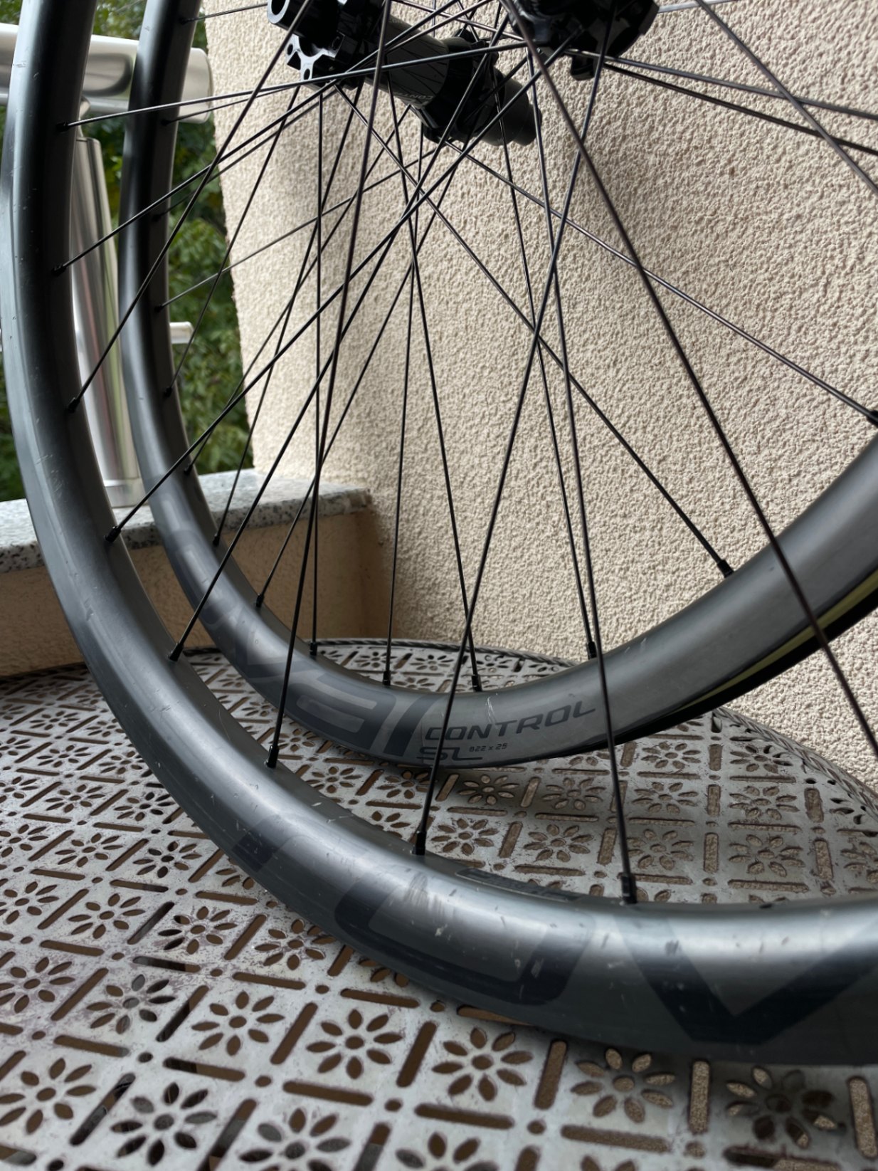 Specialized Roval Control SL Carbon 29 148 - 1400g view 7