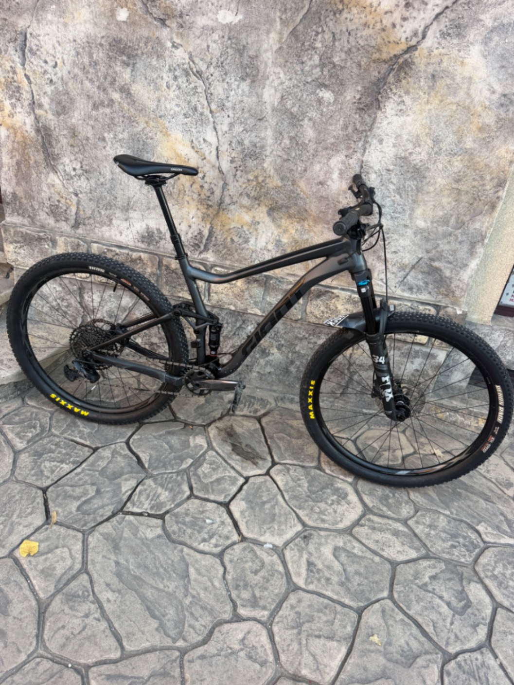 Giant Stance 2