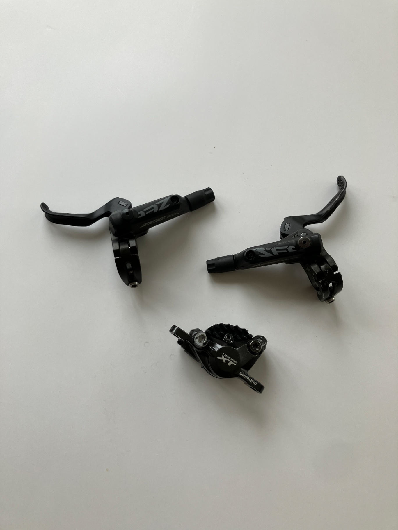 Shimano ZEE Master Cylinder L & R + XT Caliper
