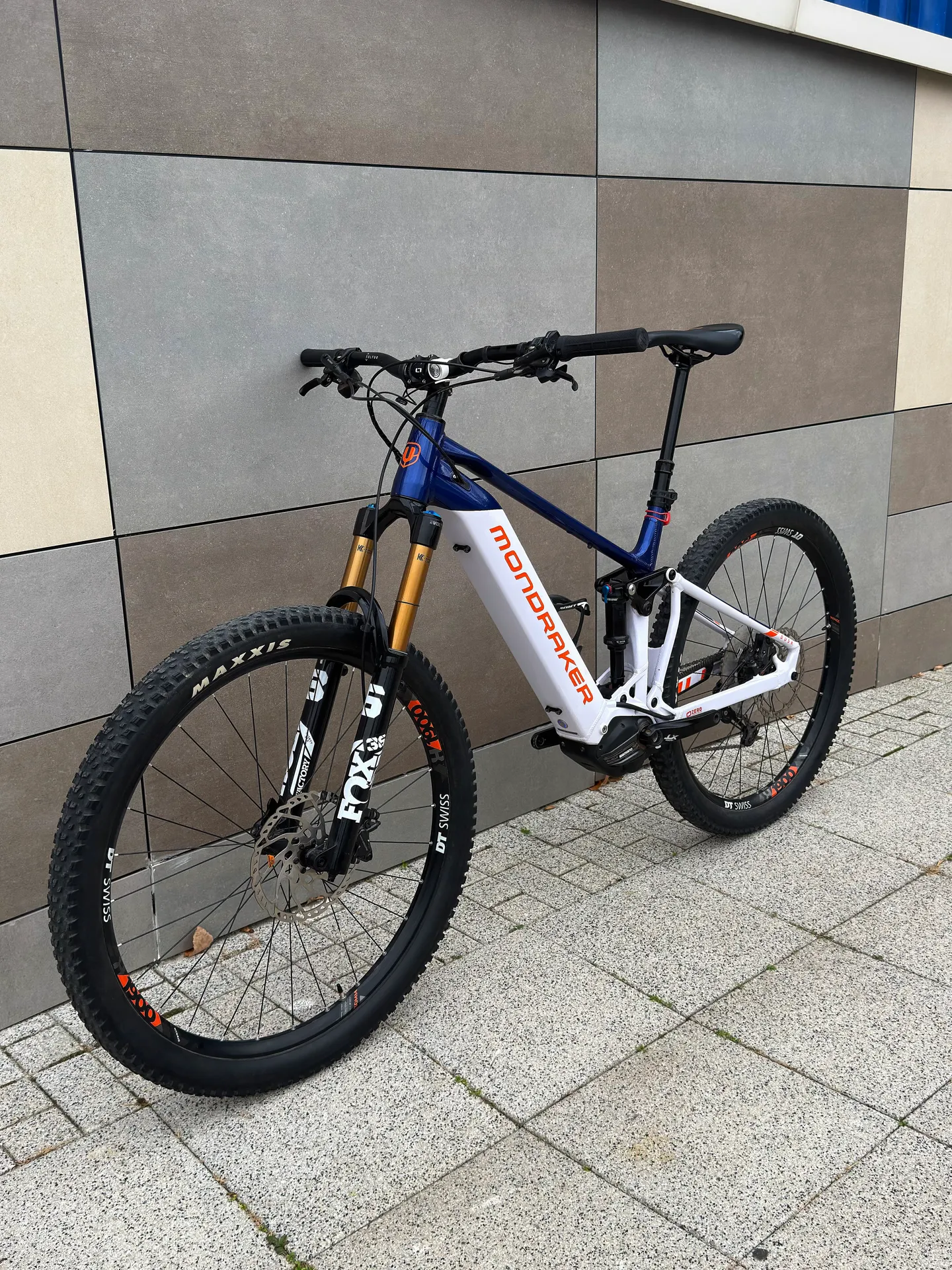 Mondraker Dusk RR view 6