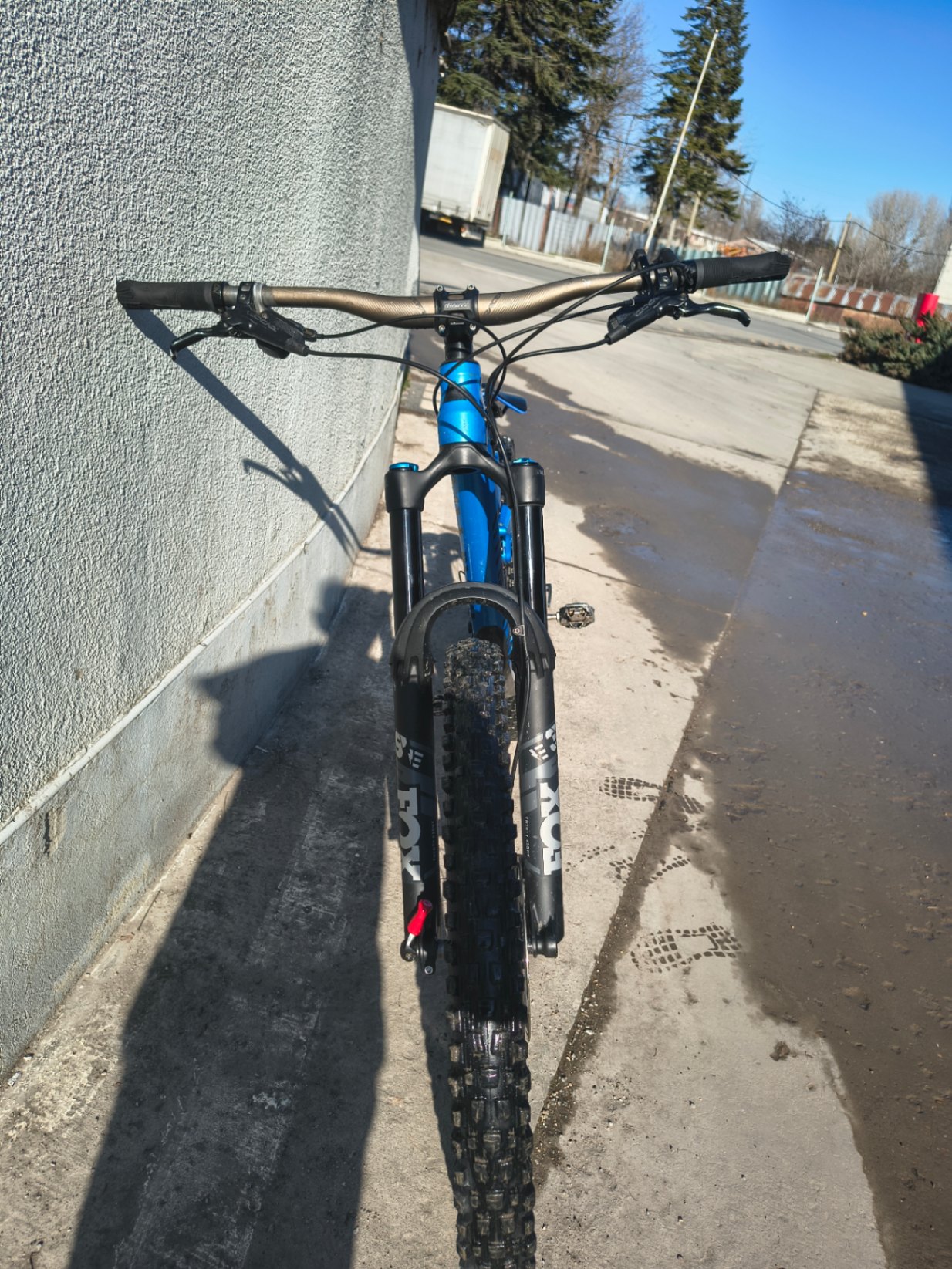 Bike view 4