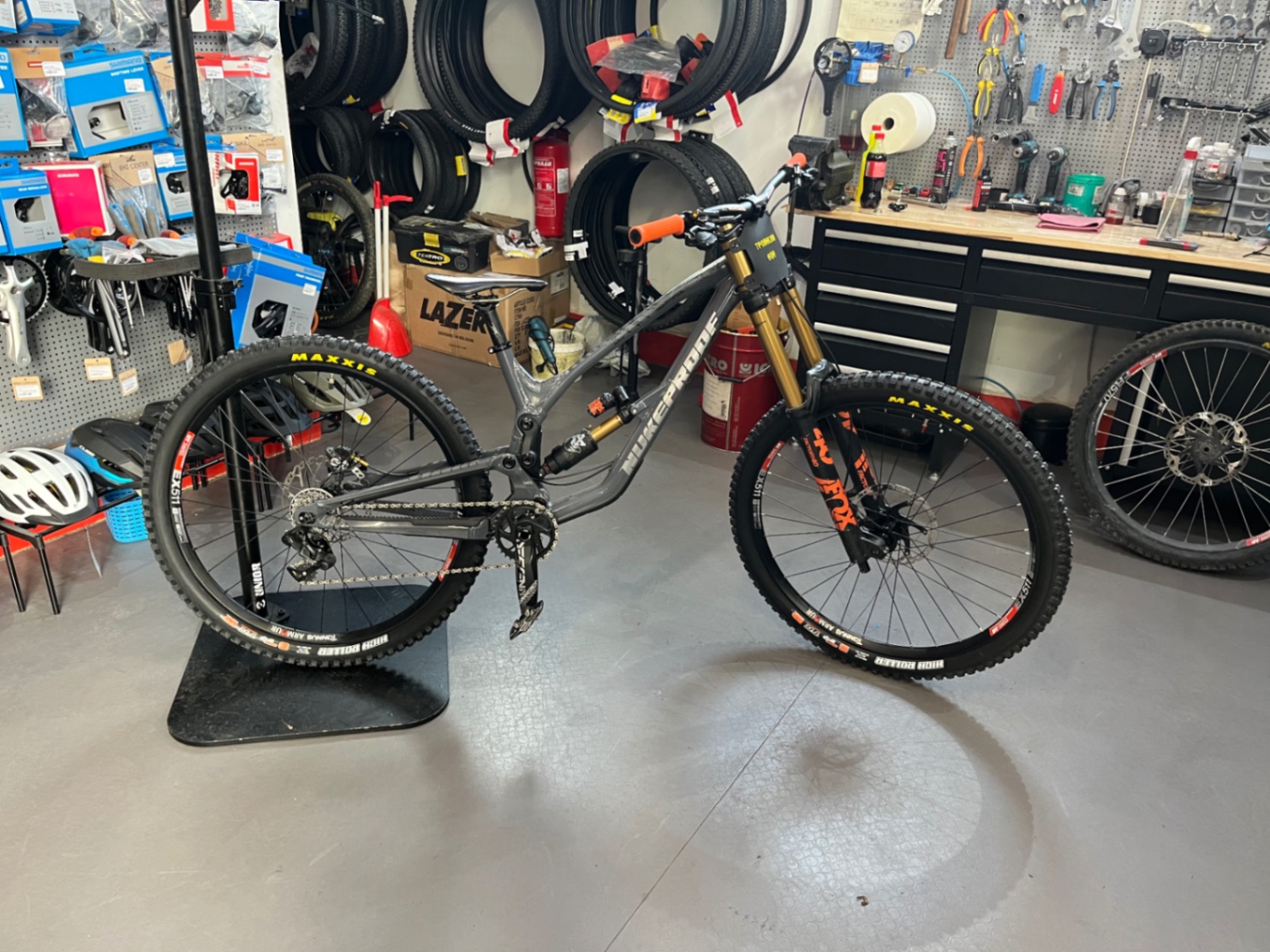 Nukeproof Dissent 297 Comp