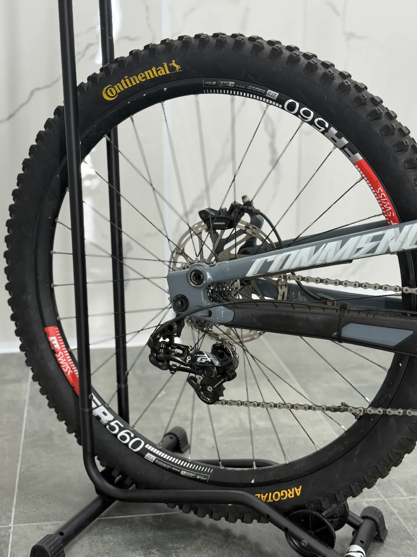 Commencal Furious Essential view 10