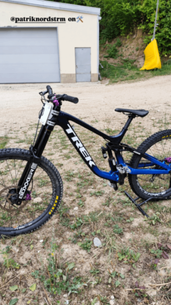 Trek Session 9