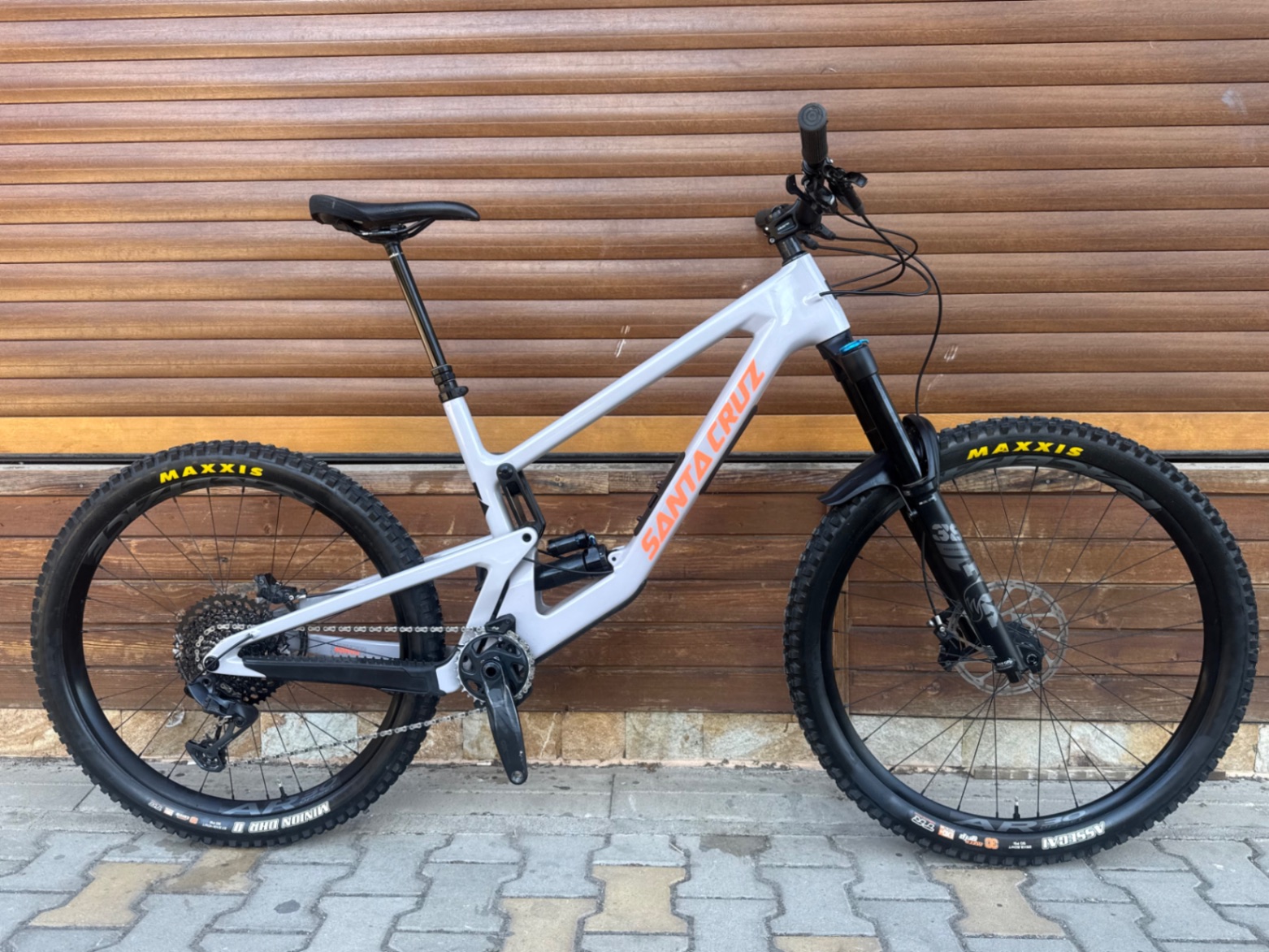 Santa Cruz Nomad